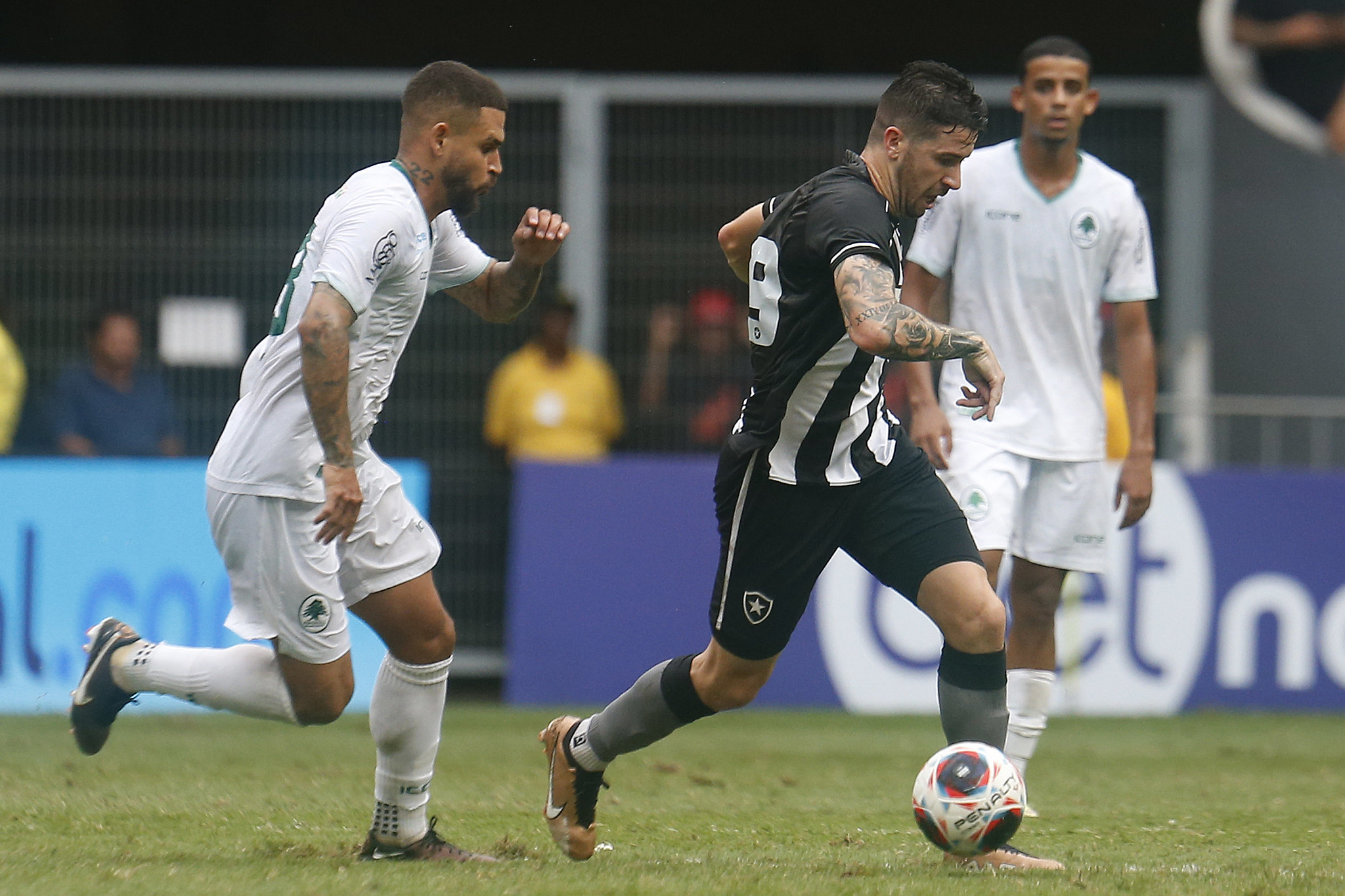 BOTAFOGO VENCE O BOAVISTA POR 4 A 0