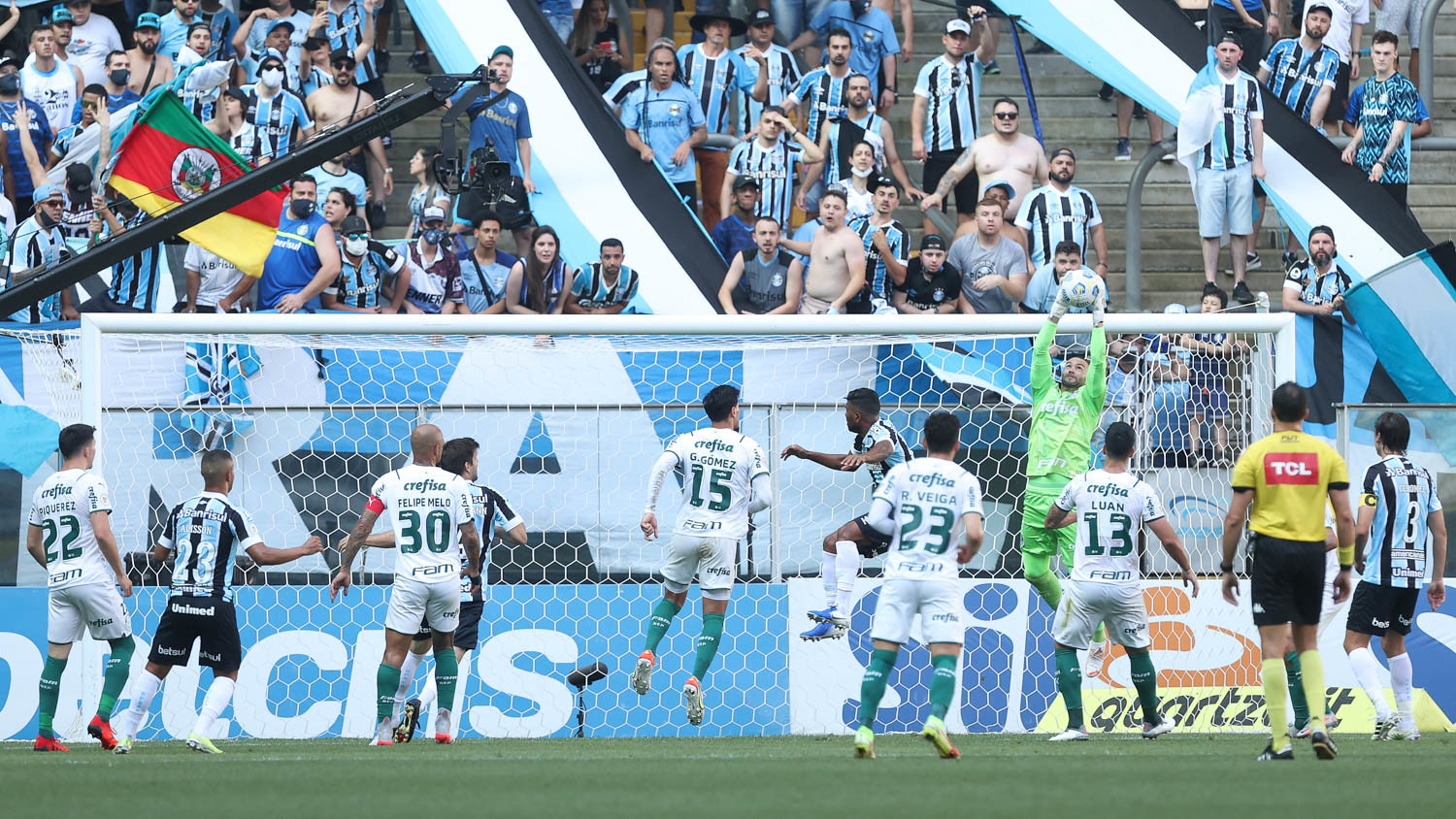 PALMEIRAS VENCE O GRÊMIO POR 3 A 1 DE VIRADA!