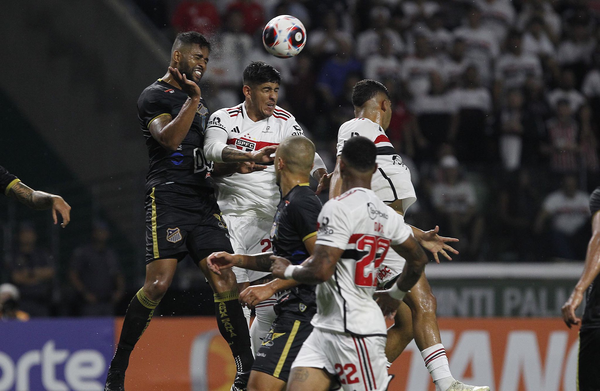 SP FORA DO CAMPEONATO PAULISTA